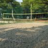 Campo da beach volley in sabbia.